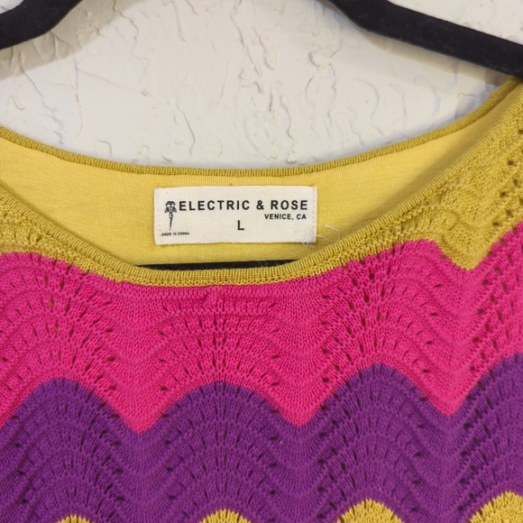 Electric & Rose Multicolor Crochet Zigzag Mini Dress Women's Size Large Vibrant - Picture 2 of 12